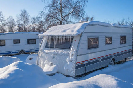 Winterurlaub mit dem Wohnmobil: Die besten Tipps und Tricks für gut vorbereitete Einsteiger